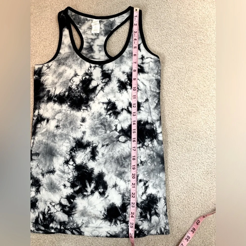 Fabletics Athletic Racerback Tank Top Tye Dye Size Small - Picture 4 of 5